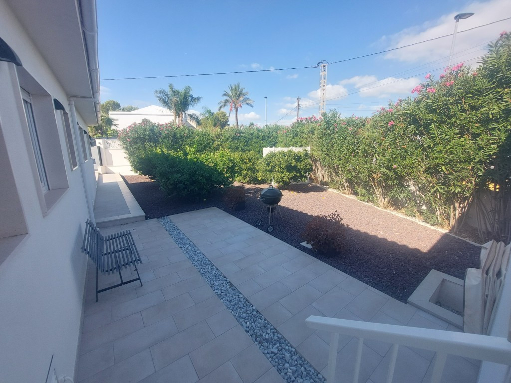 5 Bed Townhouse for sale in Albir Costa Blanca, Alicante, Spain