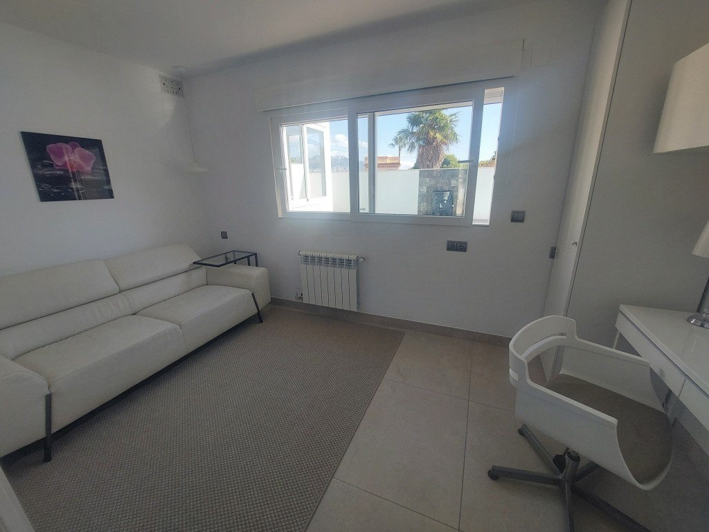 5 Bed Townhouse for sale in Albir Costa Blanca, Alicante, Spain
