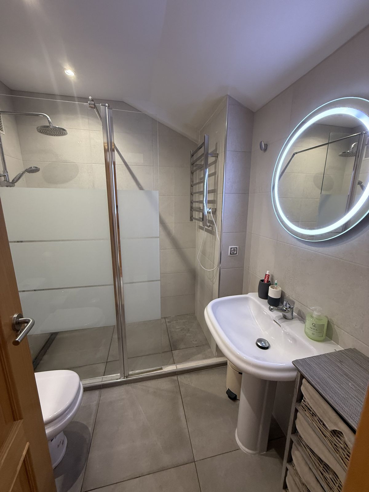 3 Bed Apartment for sale in Manilva Costa Del Sol, Málaga, Spain