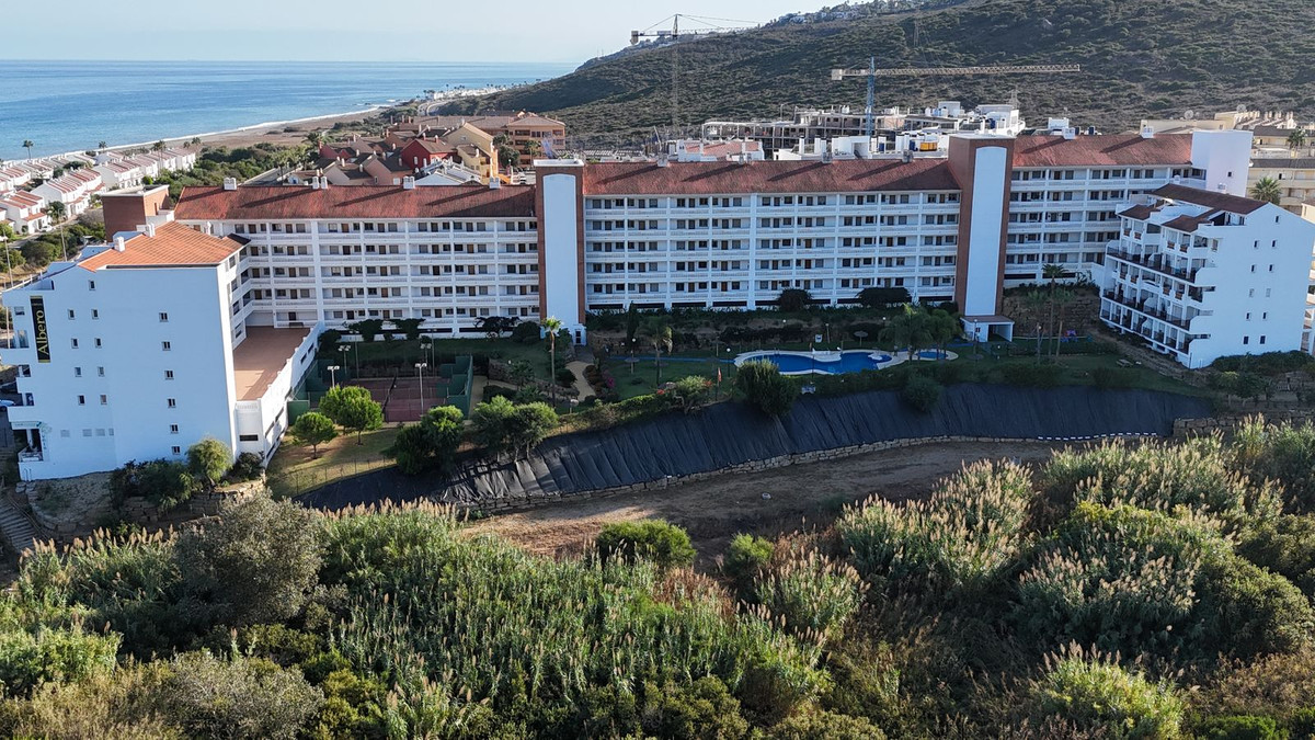 3 Bed Apartment for sale in Manilva Costa Del Sol, Málaga, Spain