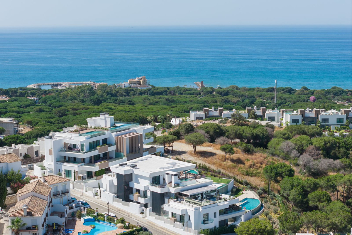 Se vende Apartamento Planta Baja de 3 dormitorios en Costa Del Sol, Málaga, España