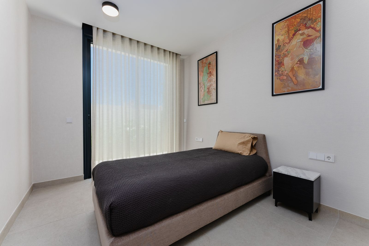 Se vende Apartamento Planta Baja de 3 dormitorios en Costa Del Sol, Málaga, España