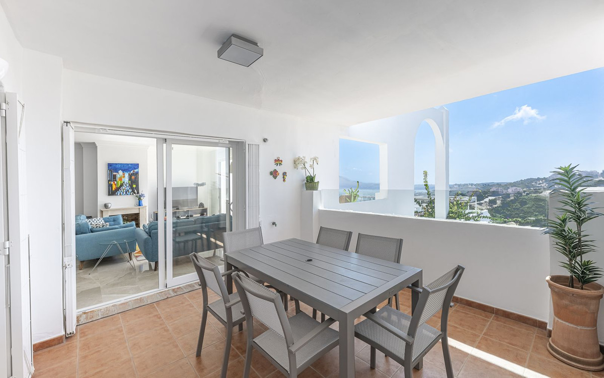 Se vende Apartamento Planta Media de 3 dormitorios en Costa Del Sol, Málaga, España