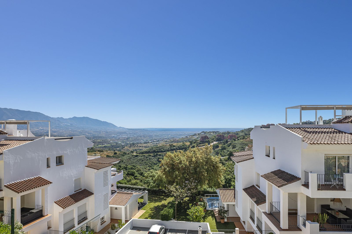 Se vende Apartamento Planta Media de 3 dormitorios en Costa Del Sol, Málaga, España