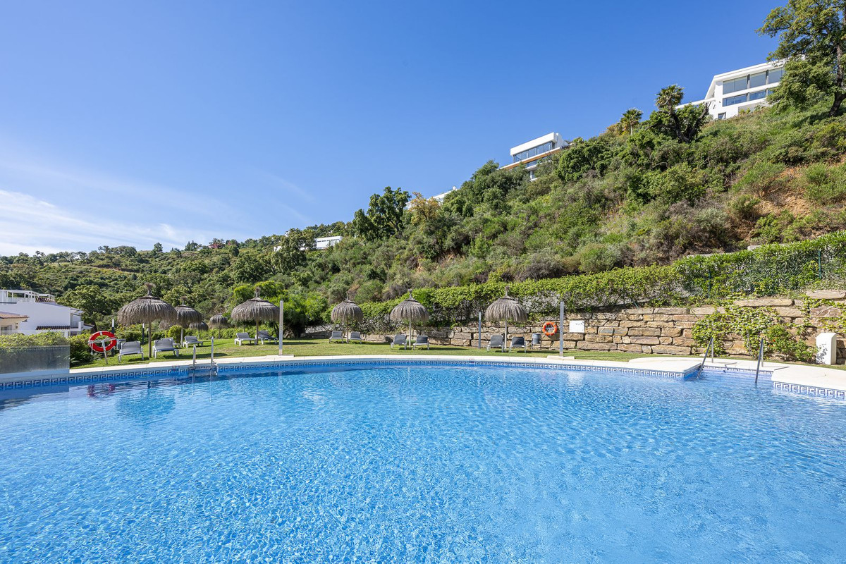 Se vende Apartamento Planta Media de 3 dormitorios en Costa Del Sol, Málaga, España