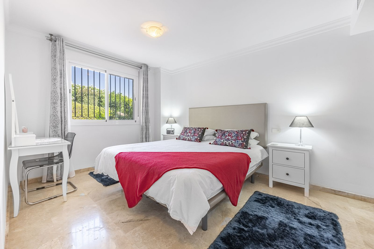Se vende Apartamento Planta Media de 3 dormitorios en Costa Del Sol, Málaga, España