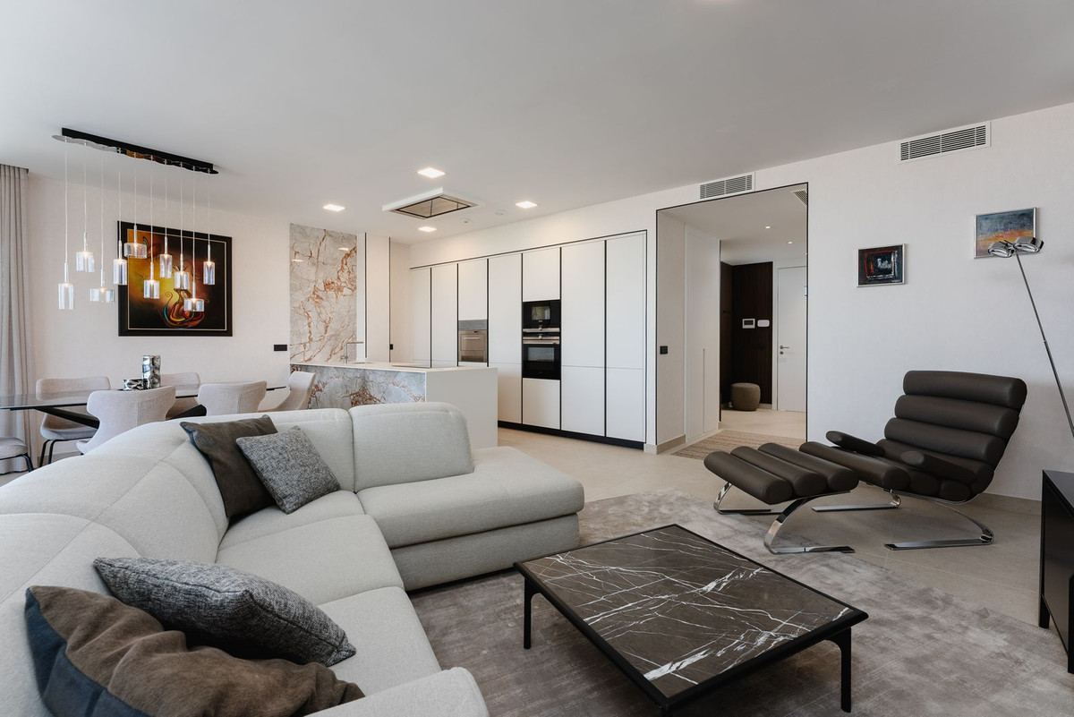 4 Bed Apartment for sale in Cabopino Costa Del Sol, Málaga, Spain