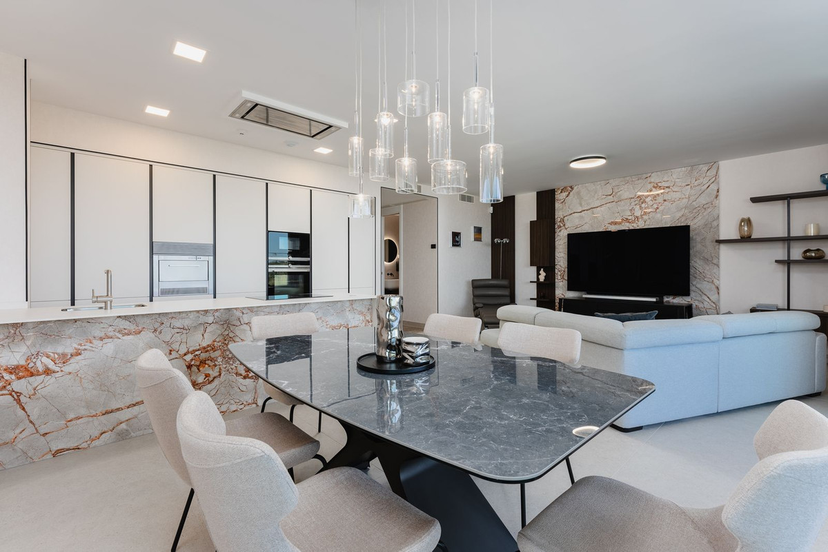 4 Bed Apartment for sale in Cabopino Costa Del Sol, Málaga, Spain