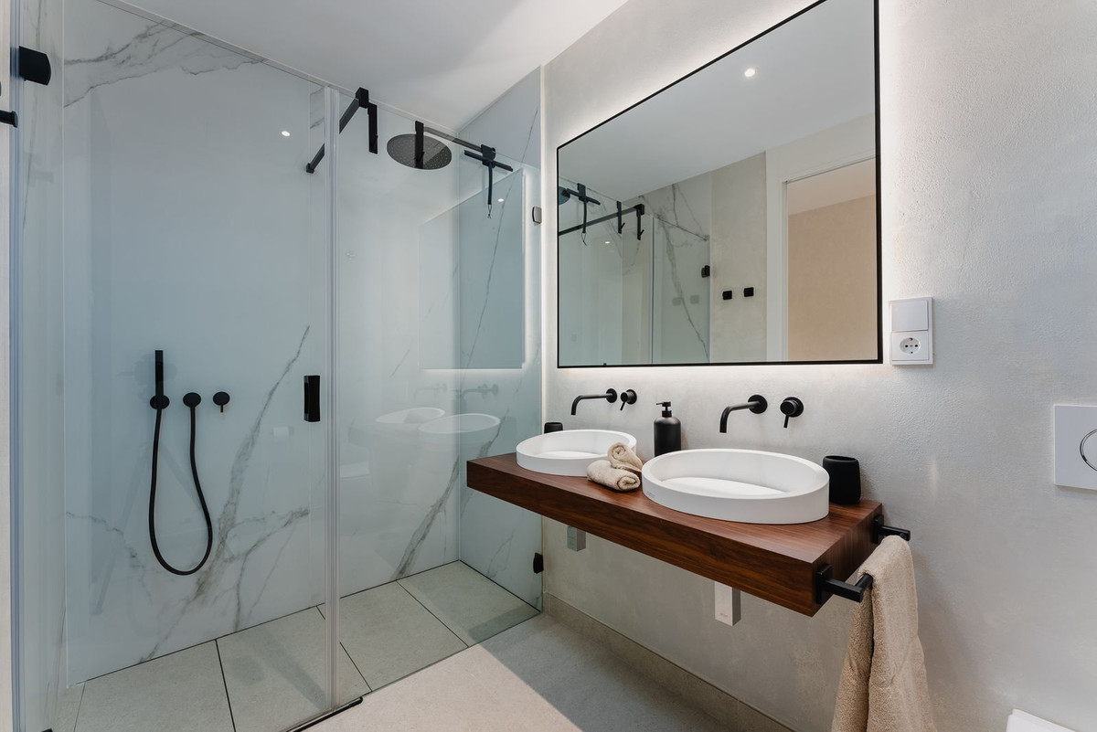 4 Bed Apartment for sale in Cabopino Costa Del Sol, Málaga, Spain
