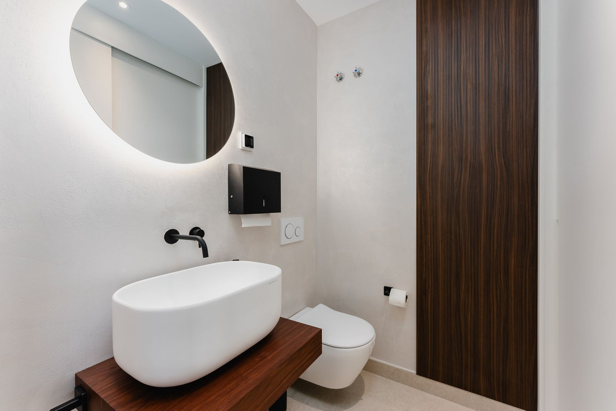 4 Bed Apartment for sale in Cabopino Costa Del Sol, Málaga, Spain