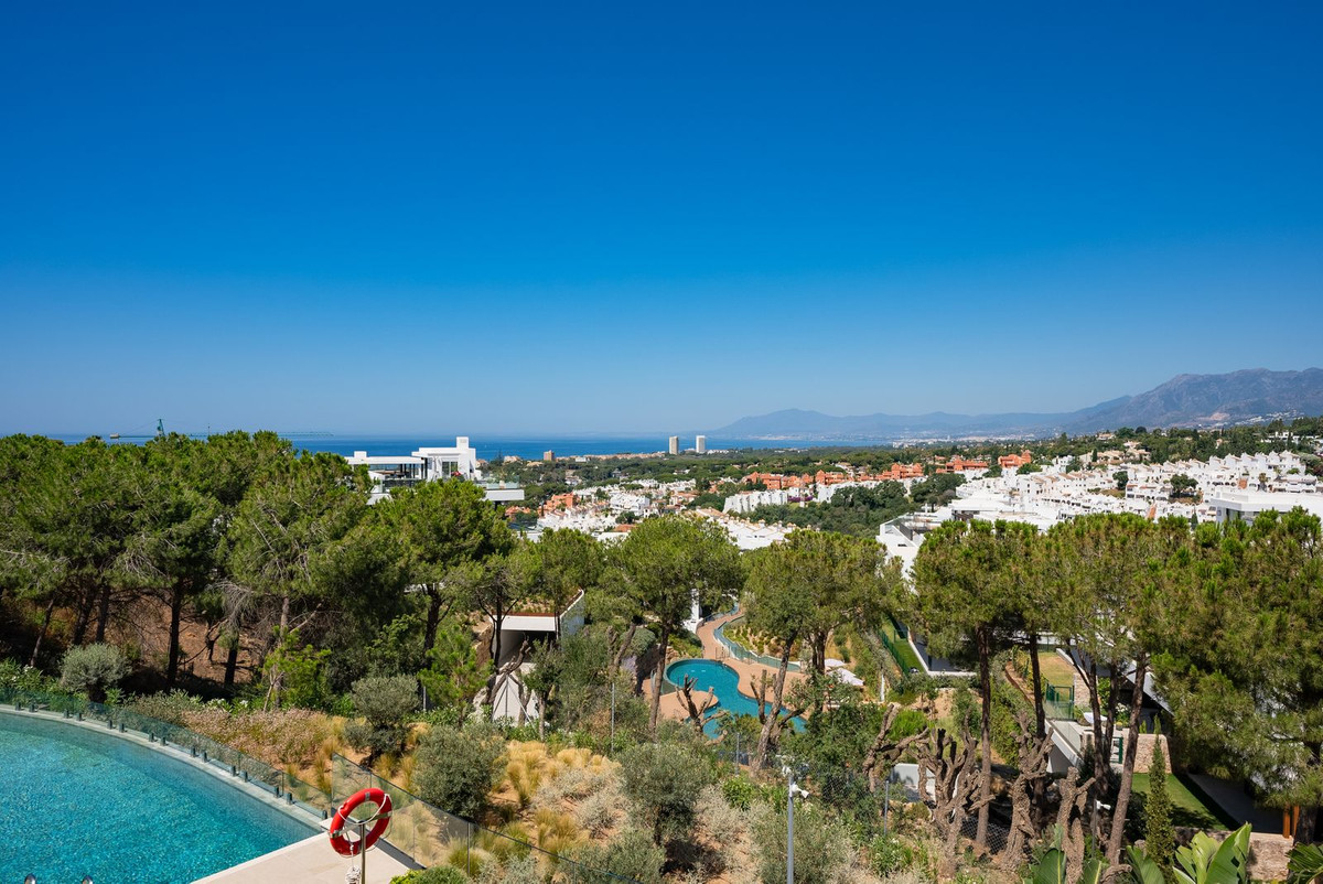4 Bed Apartment for sale in Cabopino Costa Del Sol, Málaga, Spain