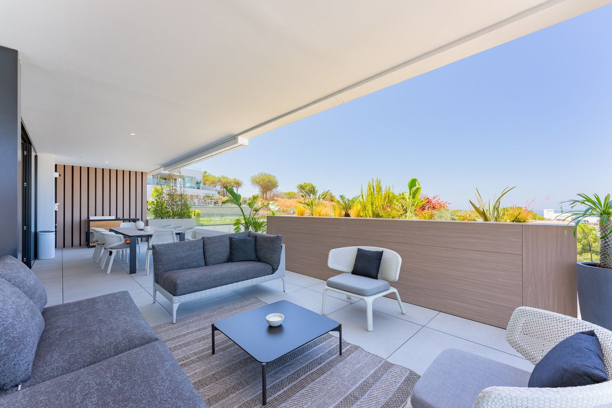 4 Bed Apartment for sale in Cabopino Costa Del Sol, Málaga, Spain