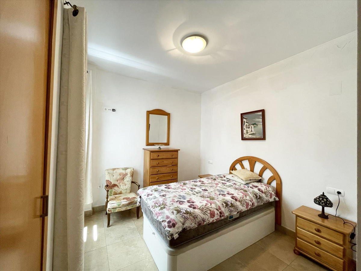 Se vende Apartamento Planta Media de 3 dormitorios en Costa Blanca, Alicante, España