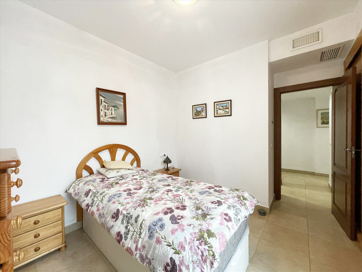 Se vende Apartamento Planta Media de 3 dormitorios en Costa Blanca, Alicante, España