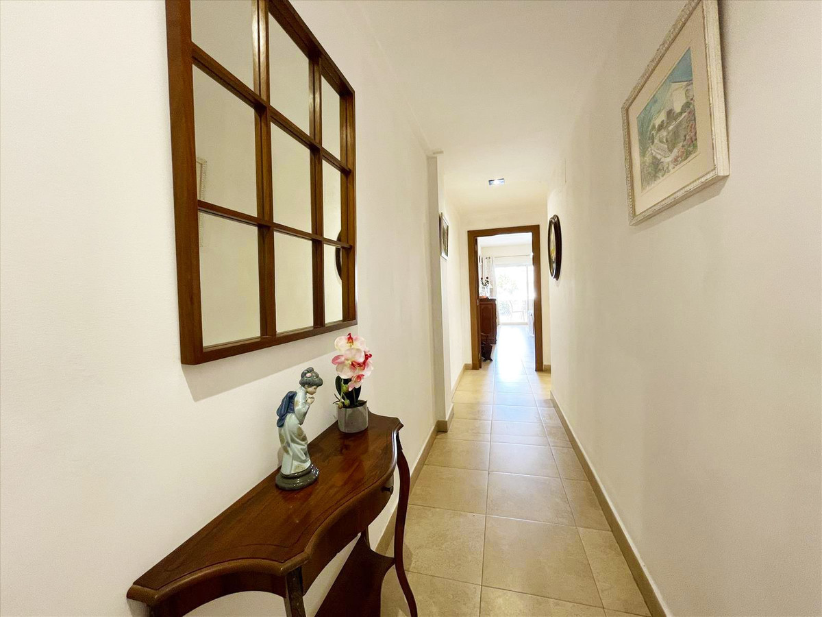 Se vende Apartamento Planta Media de 3 dormitorios en Costa Blanca, Alicante, España