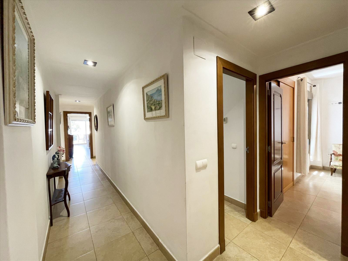 Se vende Apartamento Planta Media de 3 dormitorios en Costa Blanca, Alicante, España