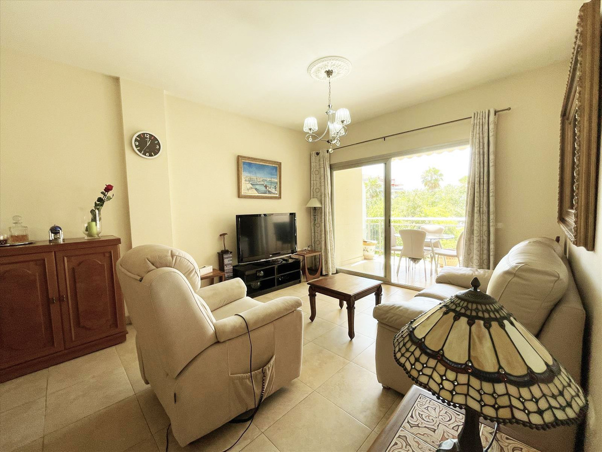 Se vende Apartamento Planta Media de 3 dormitorios en Costa Blanca, Alicante, España