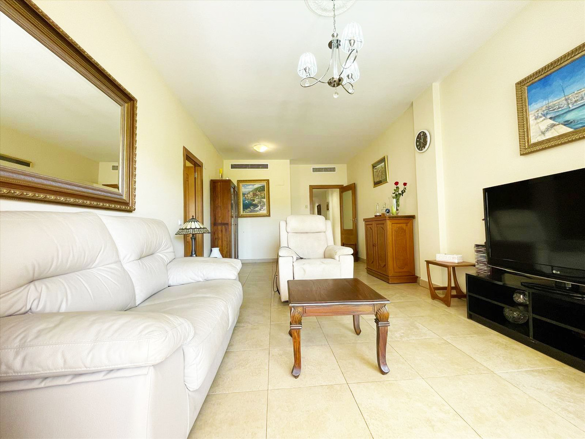 Se vende Apartamento Planta Media de 3 dormitorios en Costa Blanca, Alicante, España