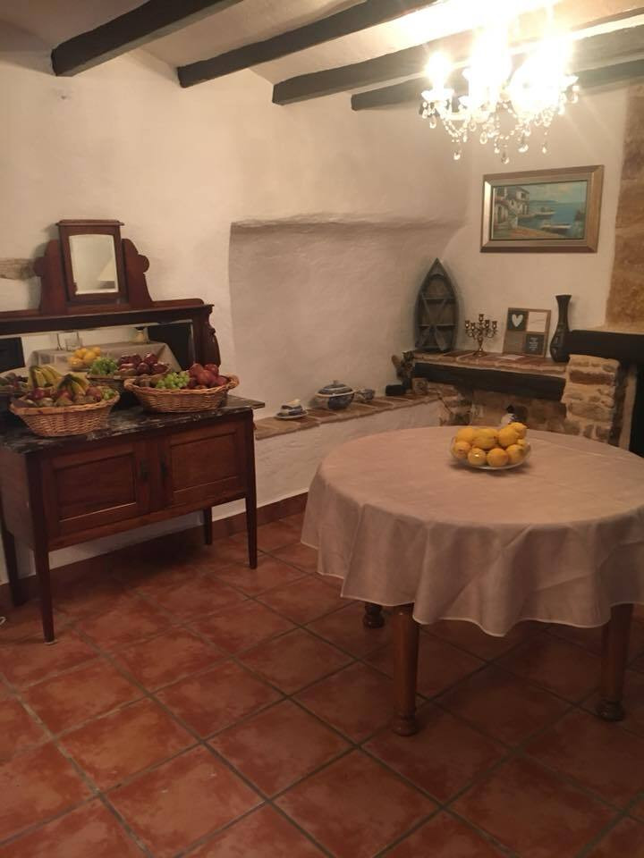 8 Bed Townhouse for sale in Benissa Costa Blanca, Alicante, Spain