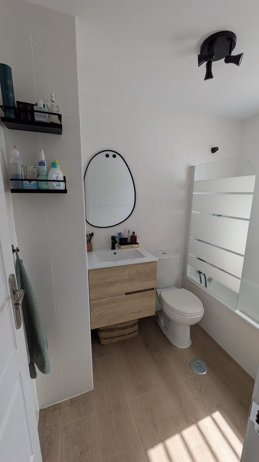 Se vende Apartamento Planta Baja de 4 dormitorios en Costa Del Sol, Málaga, España