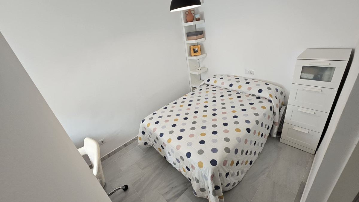 Se vende Apartamento Planta Baja de 4 dormitorios en Costa Del Sol, Málaga, España