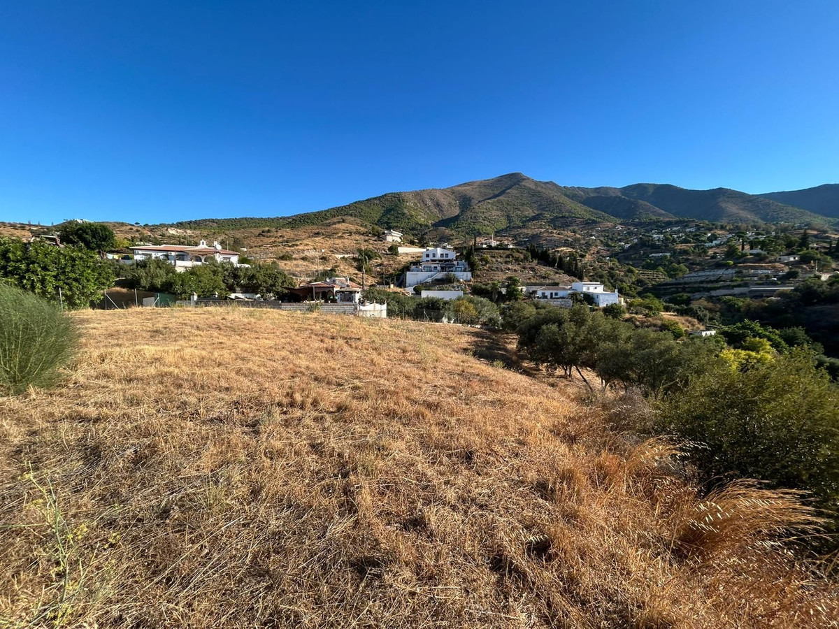 Se vende Terreno Rustico  en Costa Del Sol, Málaga, España
