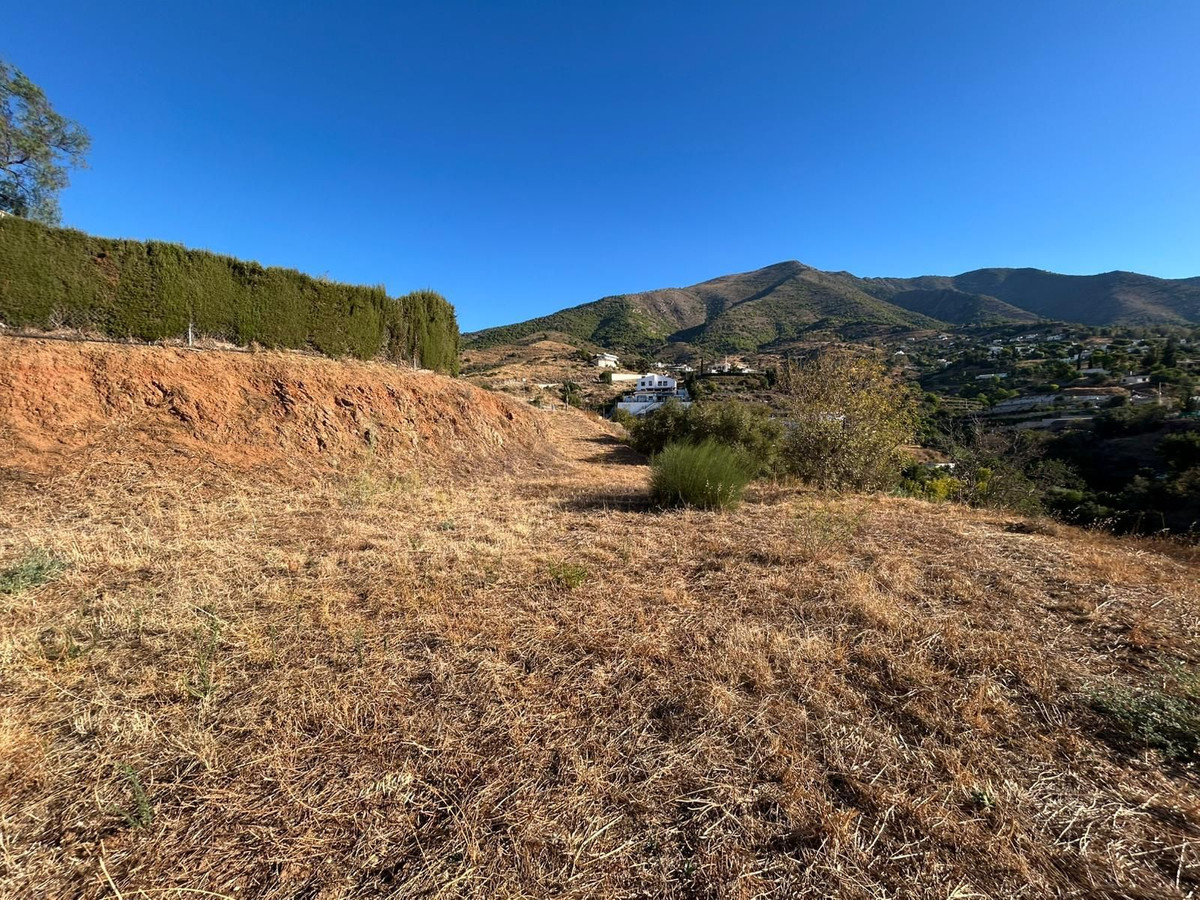 Se vende Terreno Rustico  en Costa Del Sol, Málaga, España