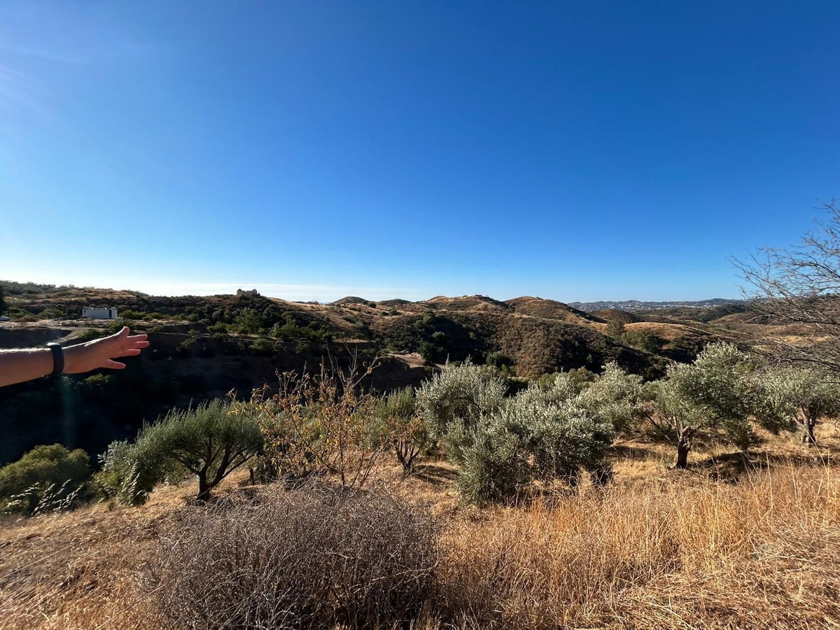 Se vende Terreno Rustico  en Costa Del Sol, Málaga, España