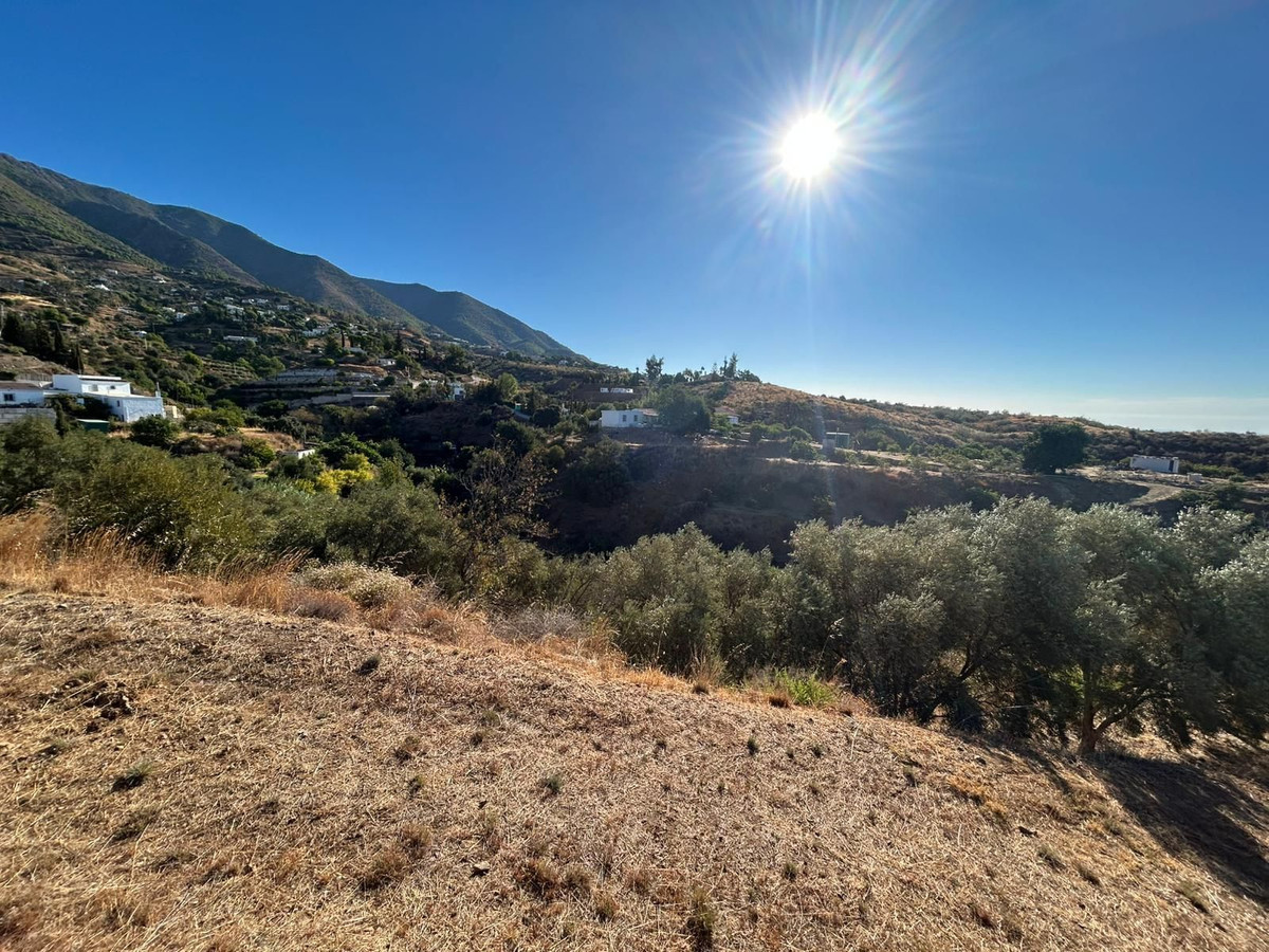 Se vende Terreno Rustico  en Costa Del Sol, Málaga, España