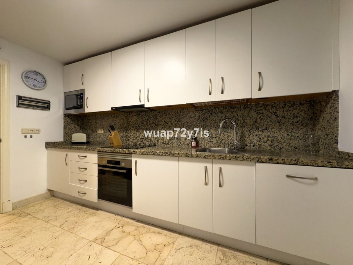 3 Bed Apartment for sale in Estepona Costa Del Sol, Málaga, Spain