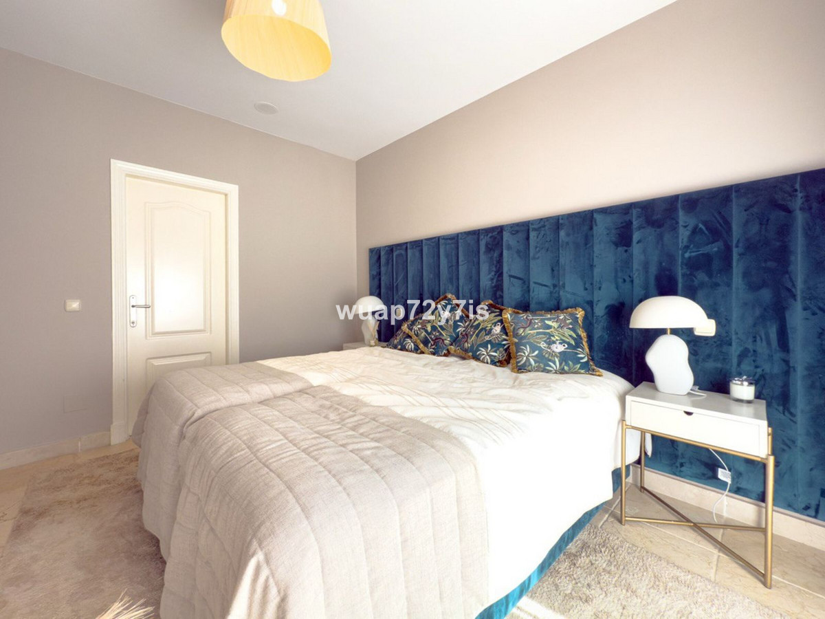 3 Bed Apartment for sale in Estepona Costa Del Sol, Málaga, Spain