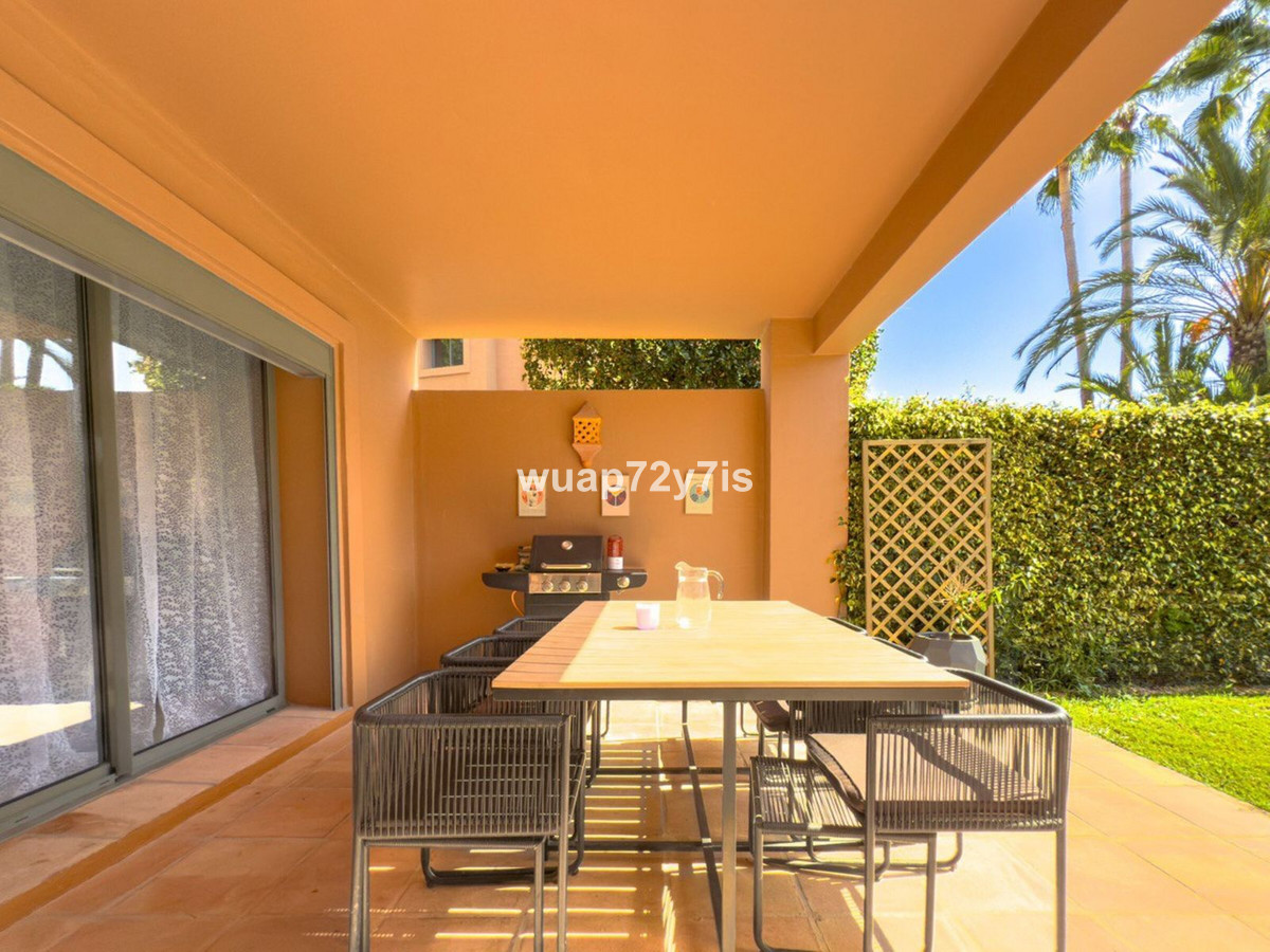 3 Bed Apartment for sale in Estepona Costa Del Sol, Málaga, Spain
