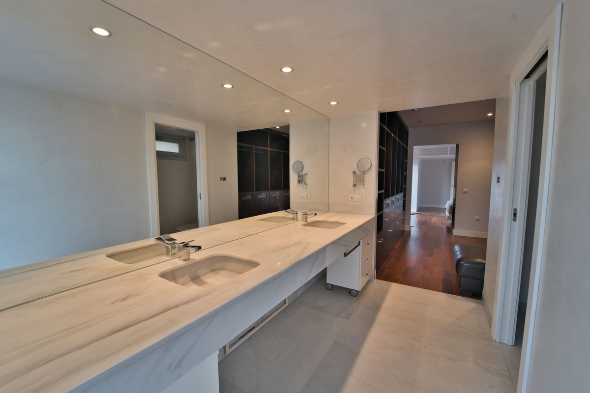 4 Bed Townhouse for sale in El Atabal Málaga Ciudad, Málaga, Spain