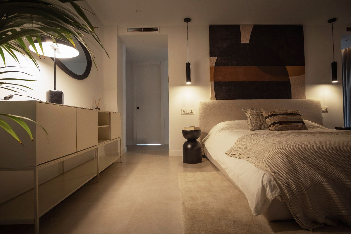 Se vende Villa - Chalet de 6 dormitorios en Costa Del Sol, Málaga, España
