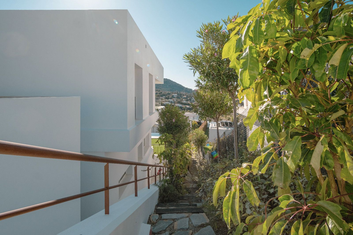 Se vende Villa - Chalet de 6 dormitorios en Costa Del Sol, Málaga, España