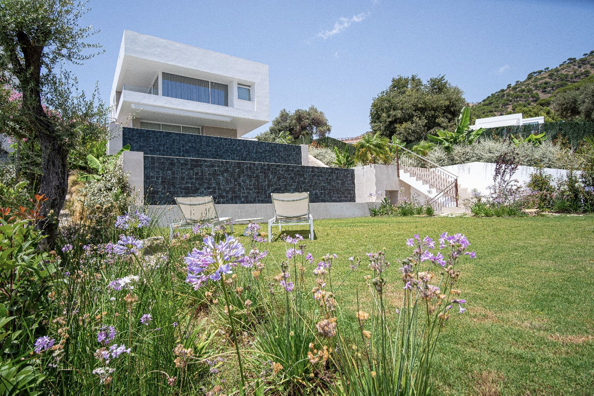 Se vende Villa - Chalet de 6 dormitorios en Costa Del Sol, Málaga, España