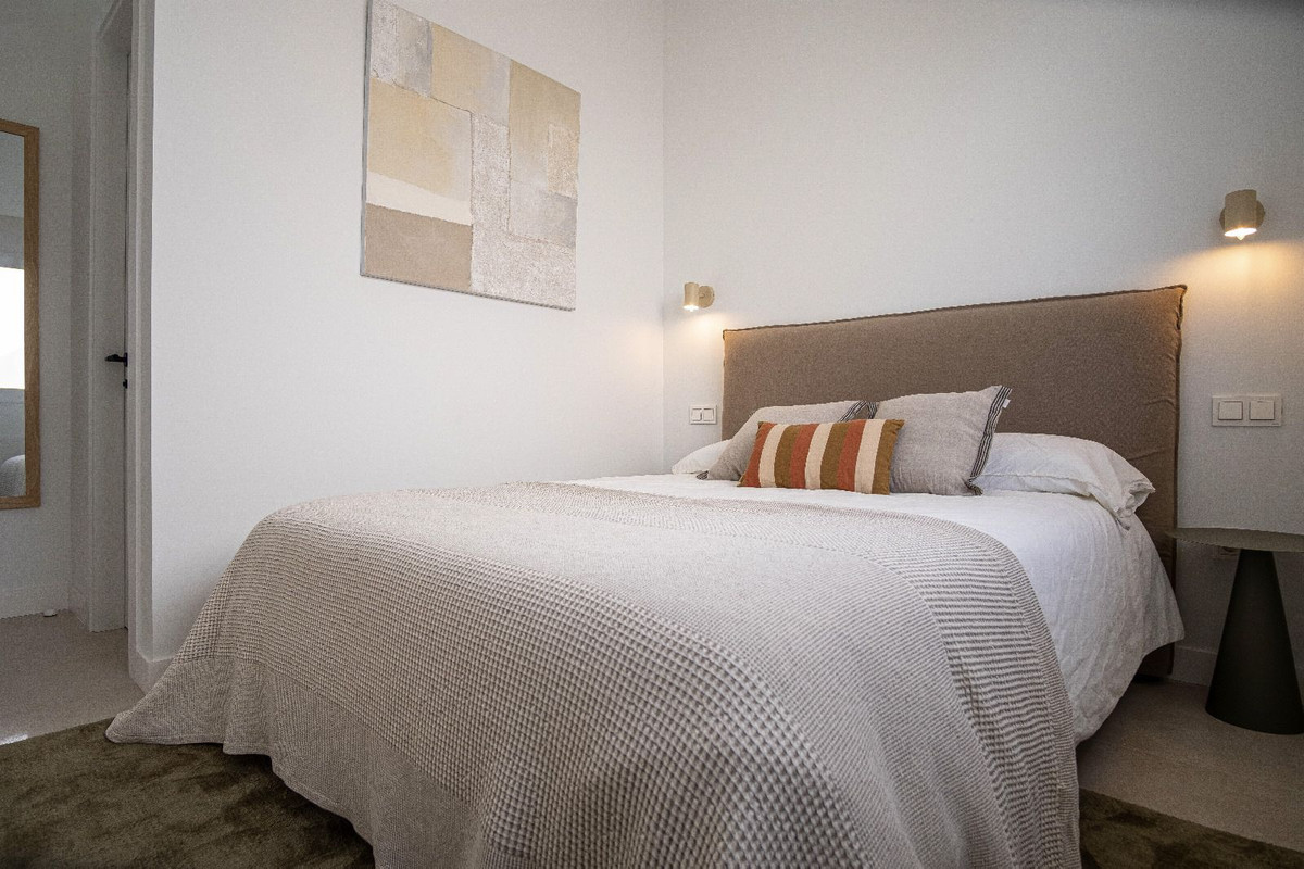 Se vende Villa - Chalet de 6 dormitorios en Costa Del Sol, Málaga, España
