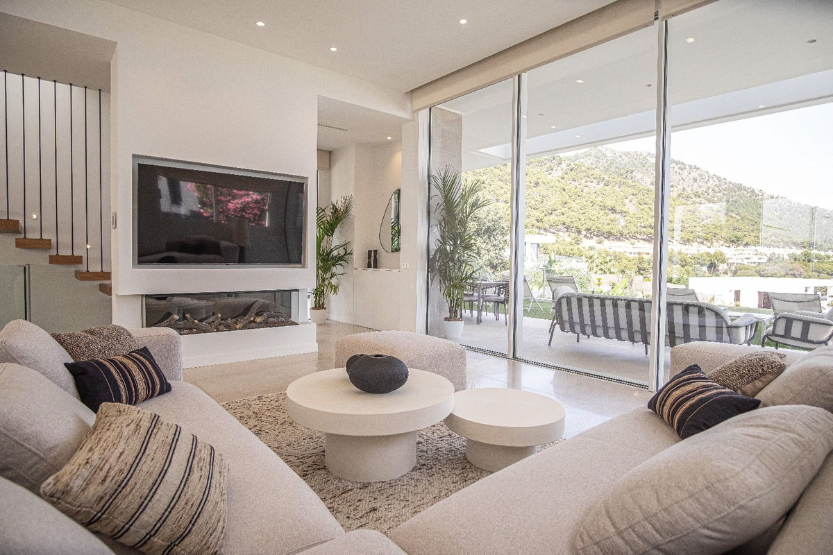 Se vende Villa - Chalet de 6 dormitorios en Costa Del Sol, Málaga, España