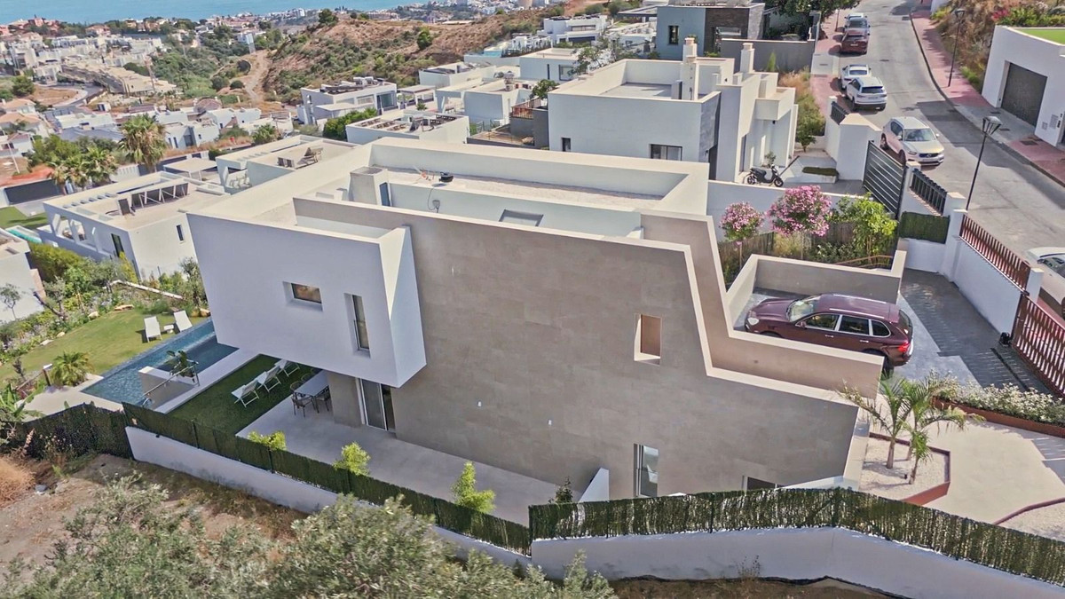 Se vende Villa - Chalet de 6 dormitorios en Costa Del Sol, Málaga, España