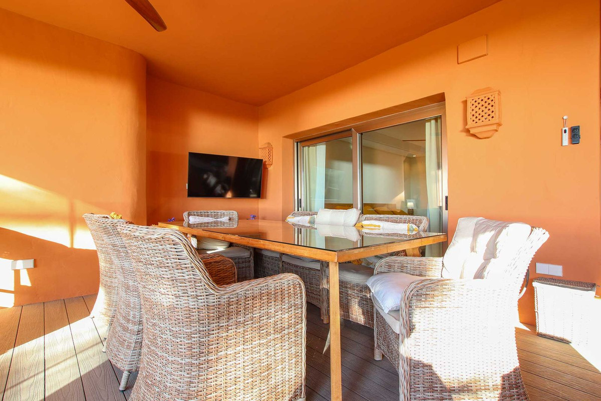 Se vende Apartamento Planta Baja de 4 dormitorios en Costa Del Sol, Málaga, España