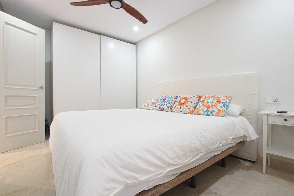 Se vende Apartamento Planta Baja de 4 dormitorios en Costa Del Sol, Málaga, España