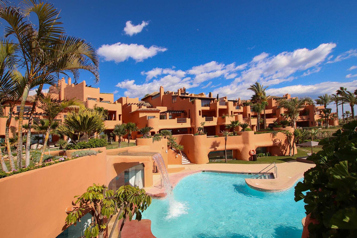 Se vende Apartamento Planta Baja de 4 dormitorios en Costa Del Sol, Málaga, España