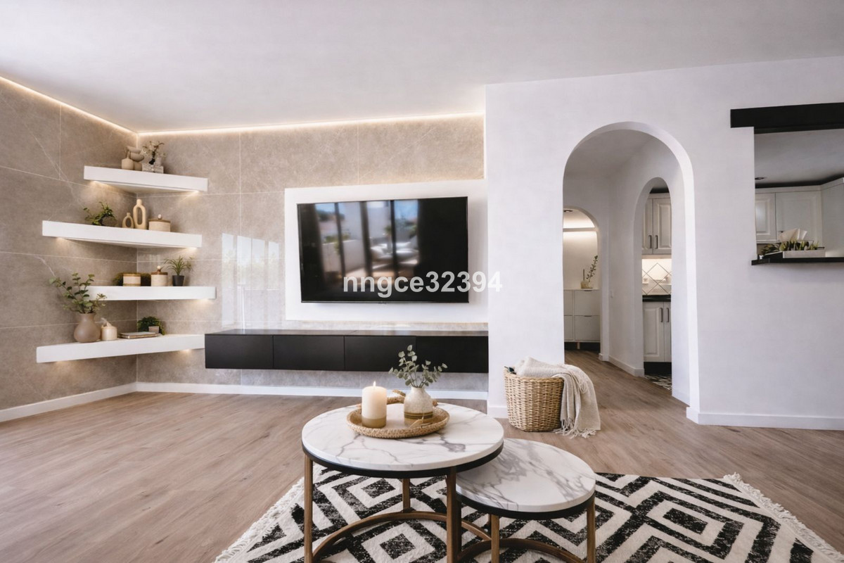3 Bed Apartment for sale in El Paraiso Costa Del Sol, Málaga, Spain