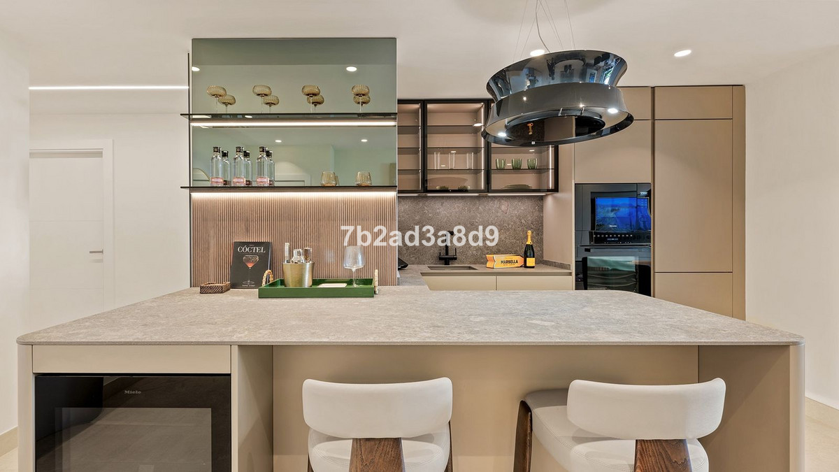 3 Bed Apartment for sale in New Golden Mile Costa Del Sol, Málaga, Spain