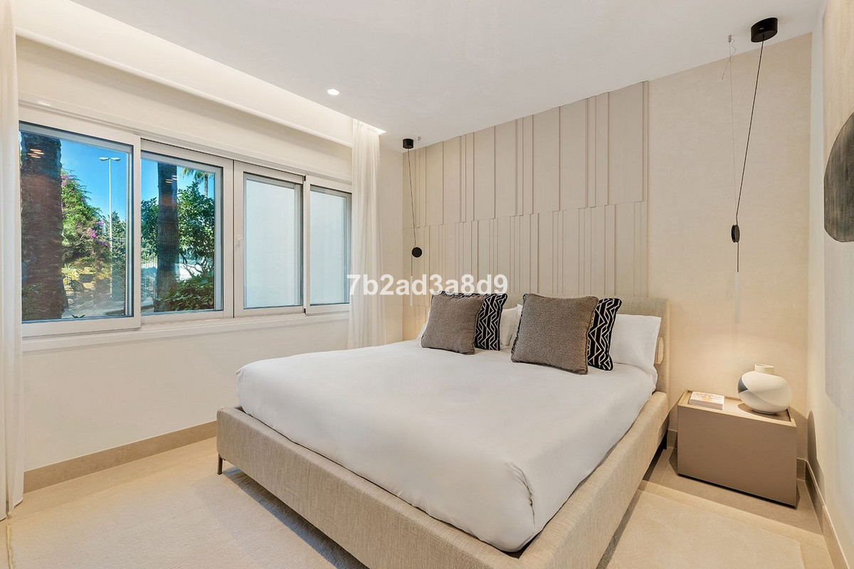 3 Bed Apartment for sale in New Golden Mile Costa Del Sol, Málaga, Spain