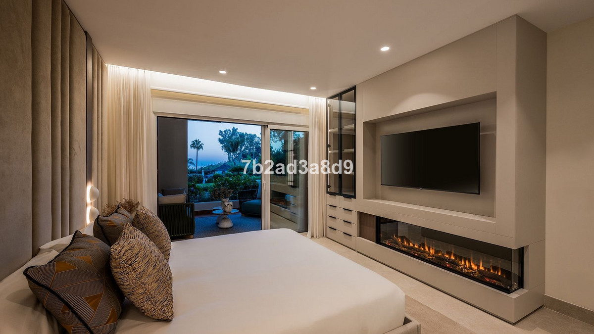 3 Bed Apartment for sale in New Golden Mile Costa Del Sol, Málaga, Spain