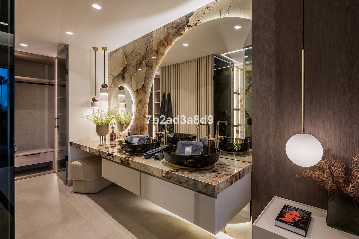 3 Bed Apartment for sale in New Golden Mile Costa Del Sol, Málaga, Spain