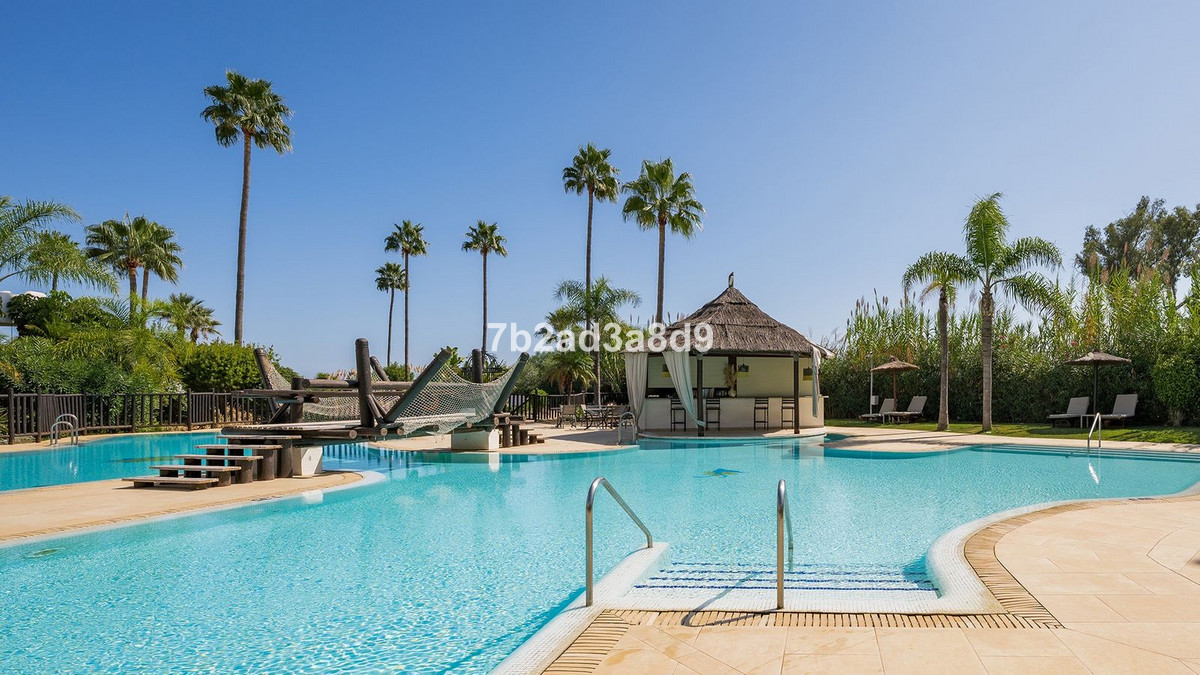 3 Bed Apartment for sale in New Golden Mile Costa Del Sol, Málaga, Spain