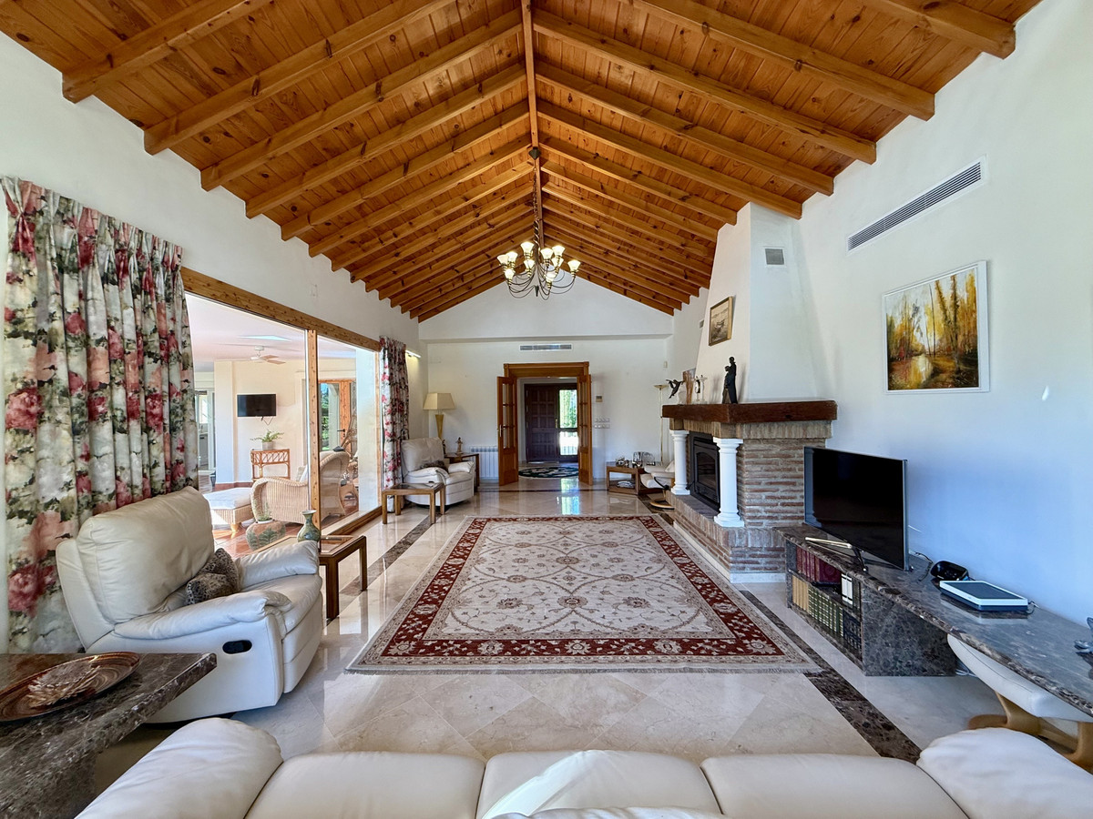 4 Bed Townhouse for sale in Estepona Costa Del Sol, Málaga, Spain