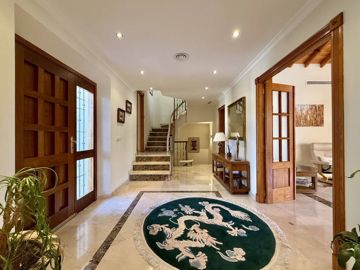 4 Bed Townhouse for sale in Estepona Costa Del Sol, Málaga, Spain